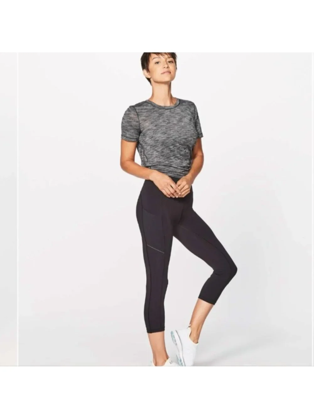 Lululemon Speed Up Crop (21